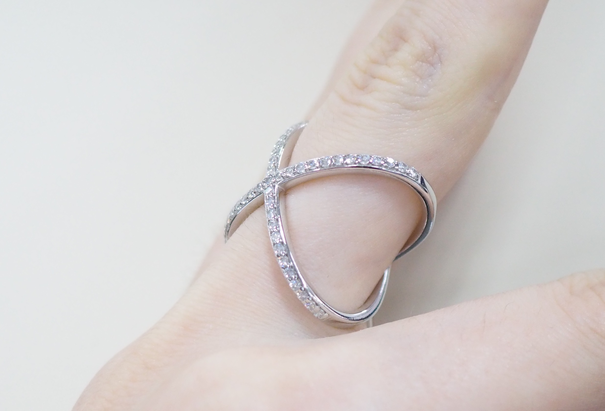 Серебряное кольцо с фианитами